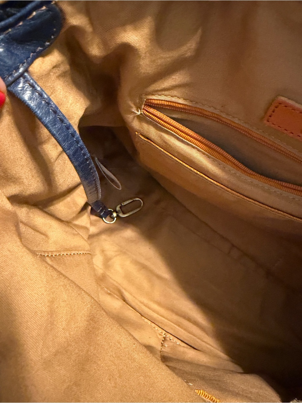 HOBO Medium Sheila in Denim color - Picture 7 of 11